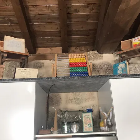 Casa Escuela Trasmiras, Casa Dos Mestres *