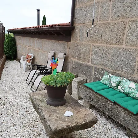 Casa Escuela Trasmiras, Casa Dos Mestres