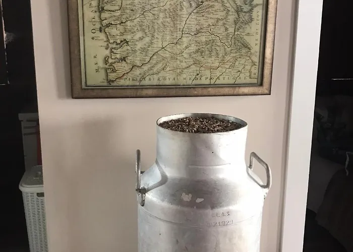 Casa Escuela Trasmiras, Casa Dos Mestres